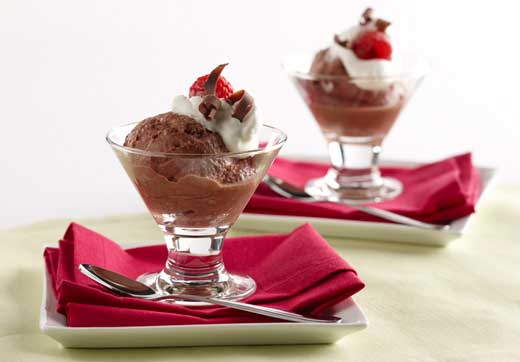 σοκολάτα παγωμένο ζαχαρούχο γάλα επιδόρπια γλυκά με σοκολάτα γλυκά γιαούρτι yogurt Frozen 
