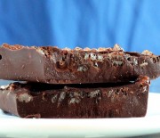Σπιτικές σοκολάτες διαίτης με γλυκαντικό “onstevia” με 4 υλικά, 3 κινήσεις
