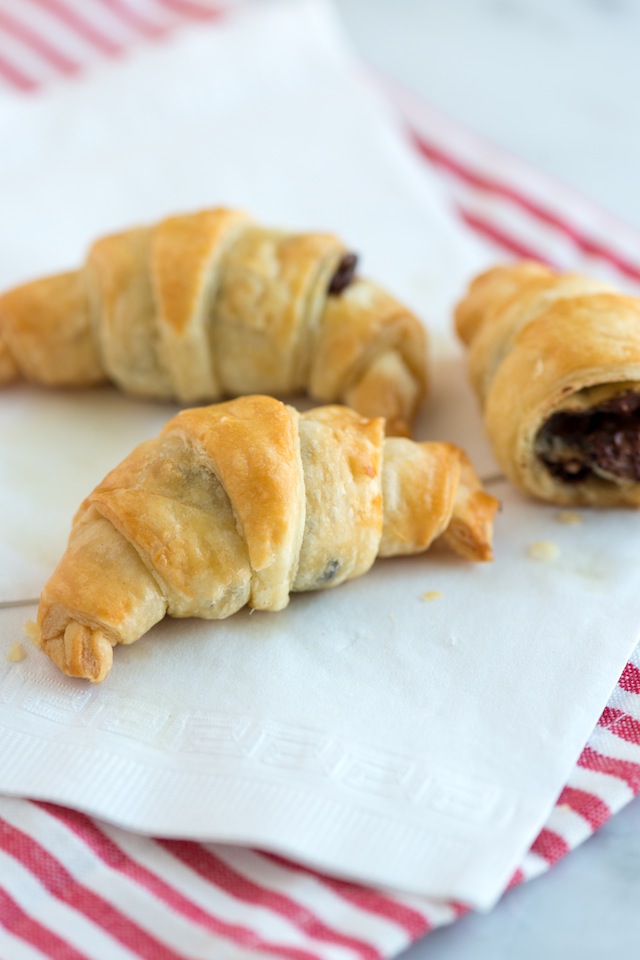 Sinfully-Easy-Chocolate-Croissant-Recipe