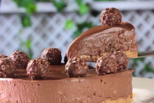 Τούρτα σοκολάτας Ferrero Rocher (Video)